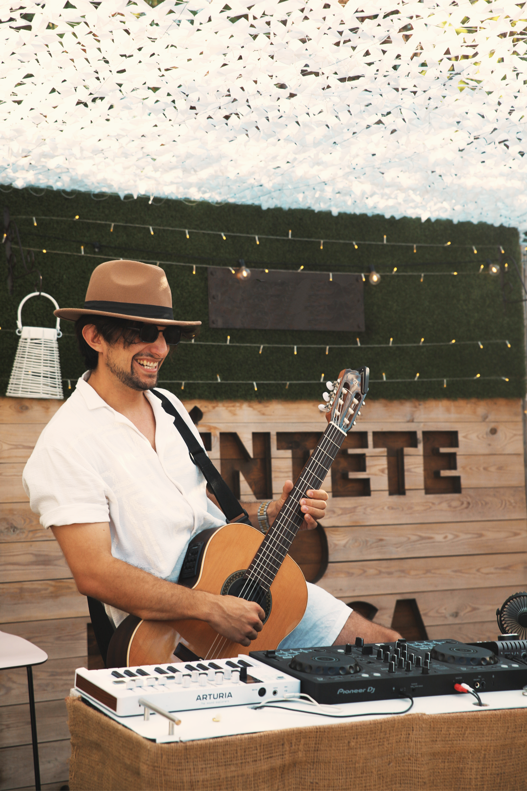 Tom Panizza with acoustic guitar